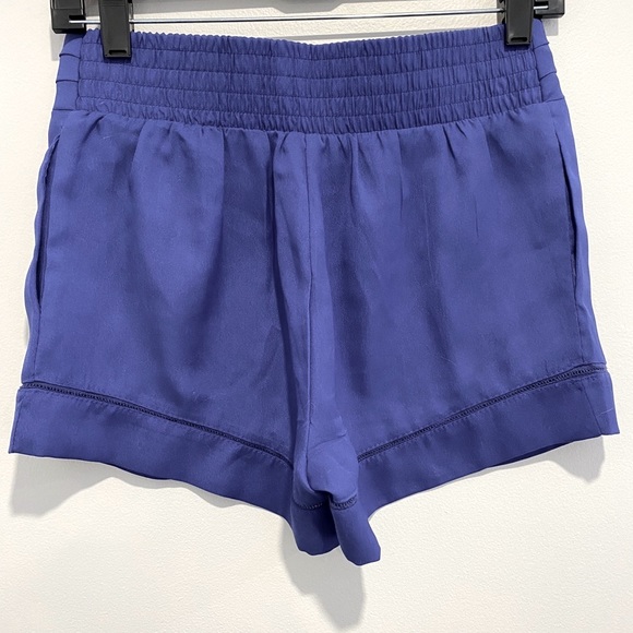 High waisted blue dressy shorts size small - Picture 3 of 4